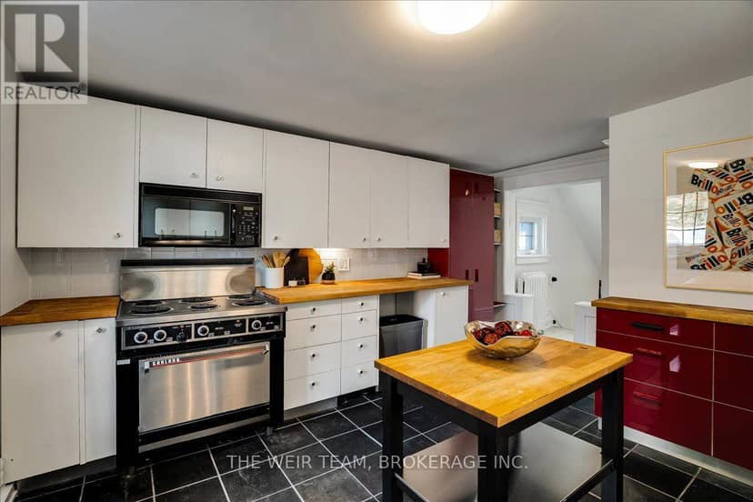 1394 Queen Street E, Toronto, photo 8