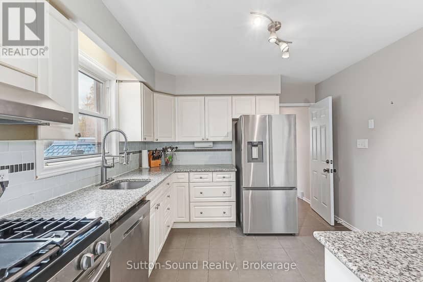 48 Union Street — photo 13 of 40