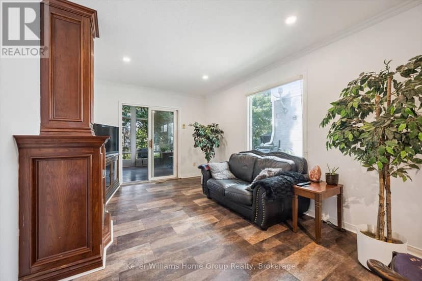 28 Peglar Crescent — photo 16 of 37