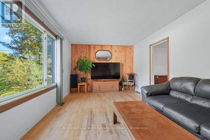 48 Hammel Avenue — photo 11 of 40
