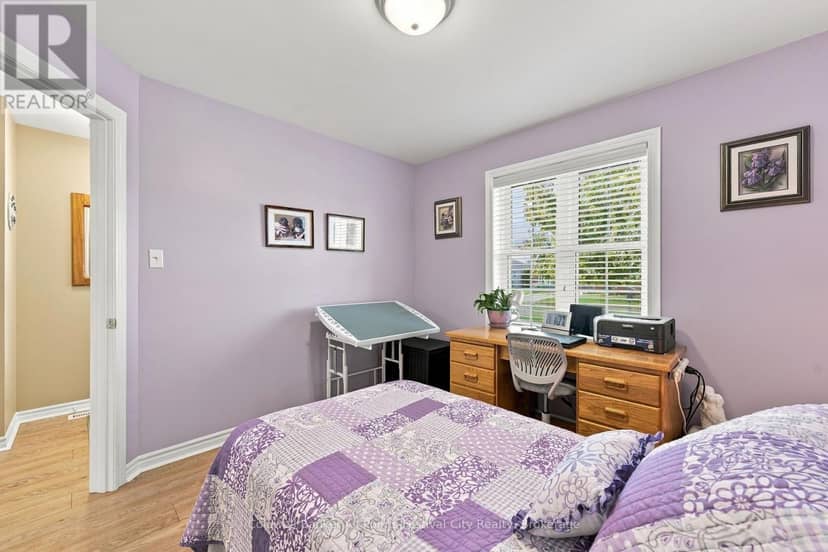 407 Warren Street — photo 19 of 40