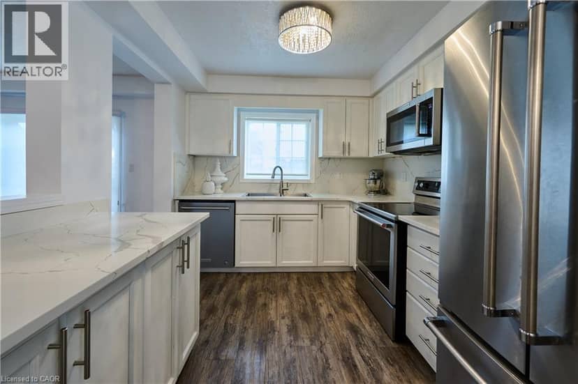 6 UPPER MERCER Street Unit# A1 — photo 11 of 40