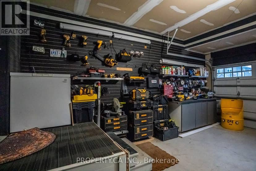 17 Jones Street — photo 34 of 38