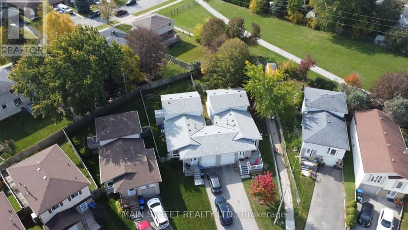 61 Hudson Crescent — photo 29 of 34