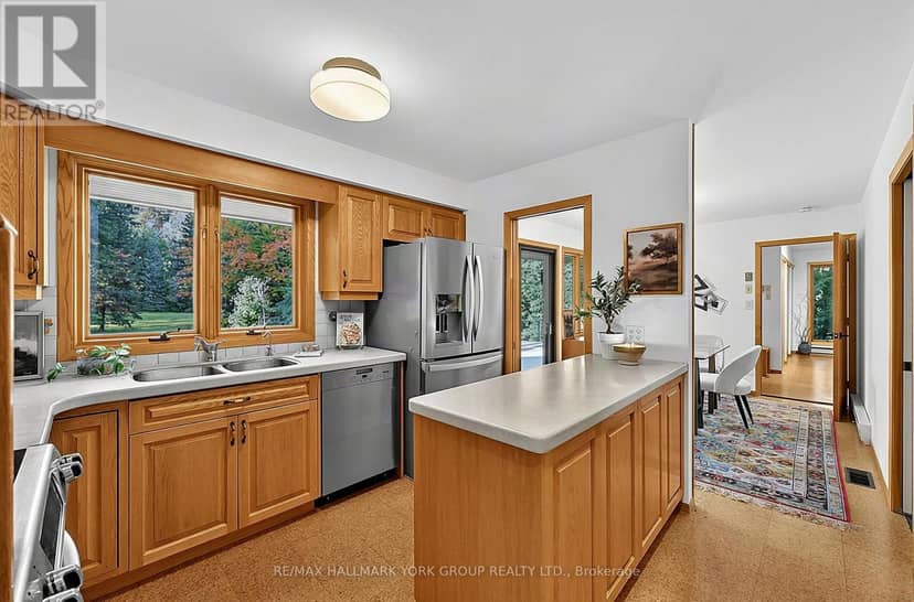 114 Kingsworth Road — photo 17 of 40
