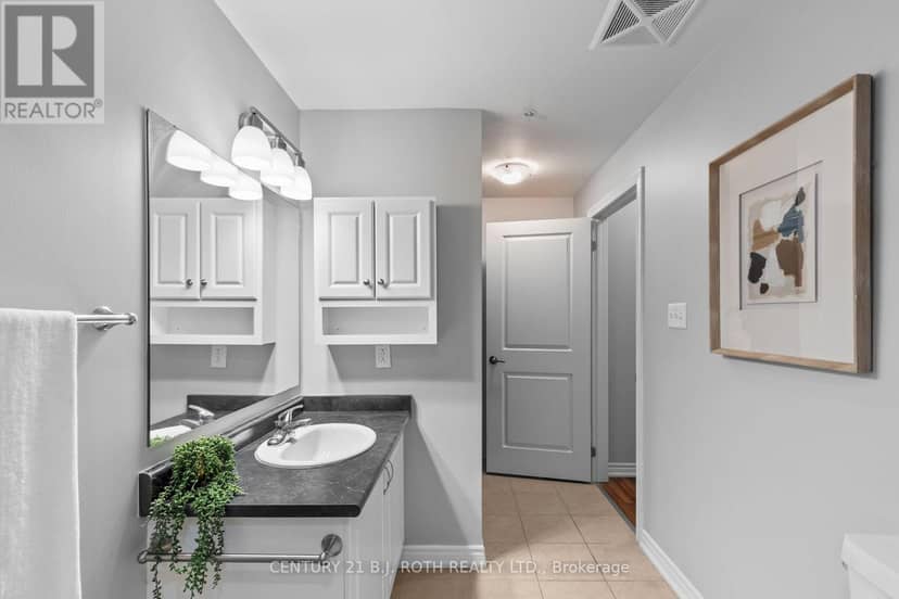109 - 7 Greenwich Street — photo 14 of 24