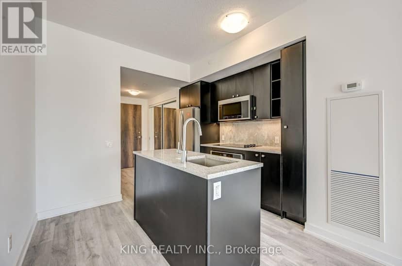 133 - 251 Manitoba Street — photo 18 of 35