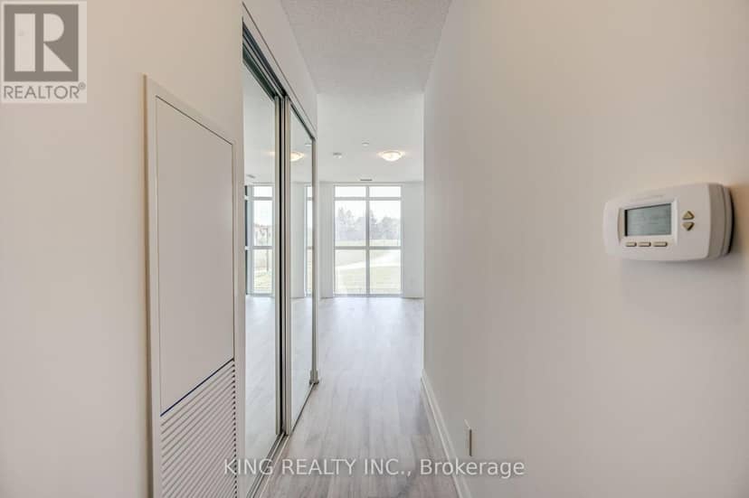 133 - 251 Manitoba Street — photo 25 of 35