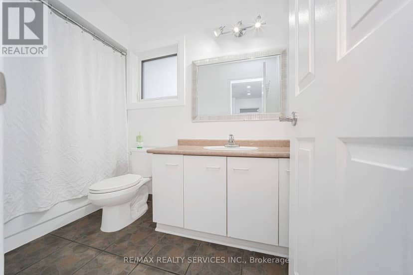 19 Wayne Nicol Drive — photo 31 of 40