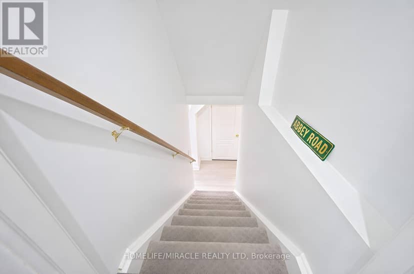 1552 Harwood Drive — photo 36 of 40