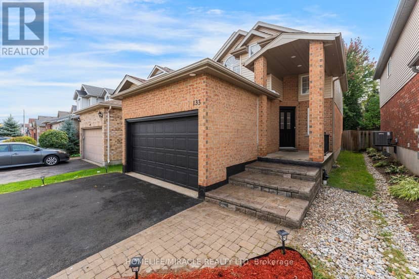 133 Steepleridge Street, Kitchener, photo 4