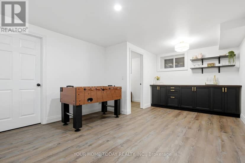 4925 Trafalgar Road — photo 34 of 40
