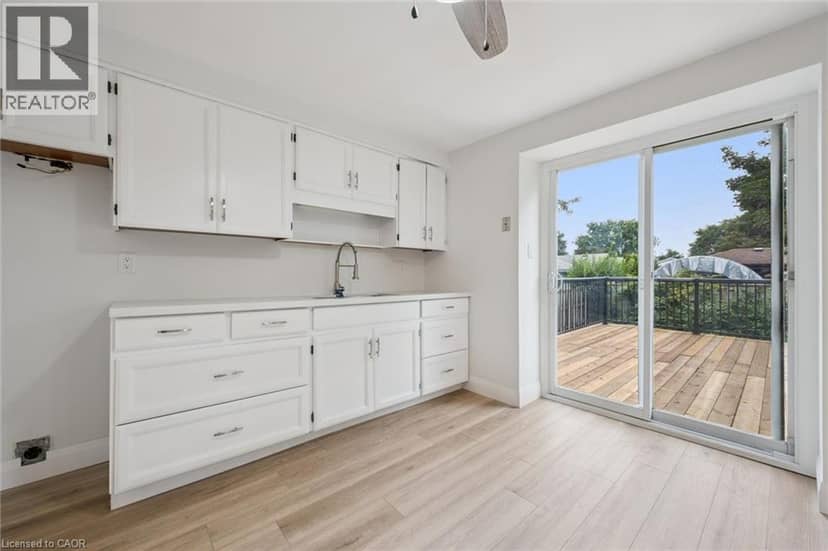 109 DEERBERRY Place — photo 15 of 38