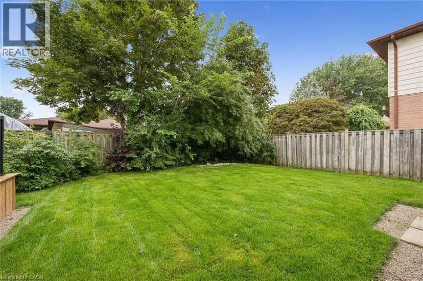 109 DEERBERRY Place — photo 36 of 38