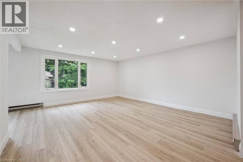 109 DEERBERRY Place, Waterloo, photo 6