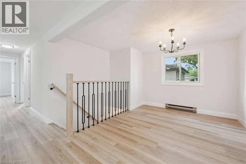 109 DEERBERRY Place — photo 11 of 38
