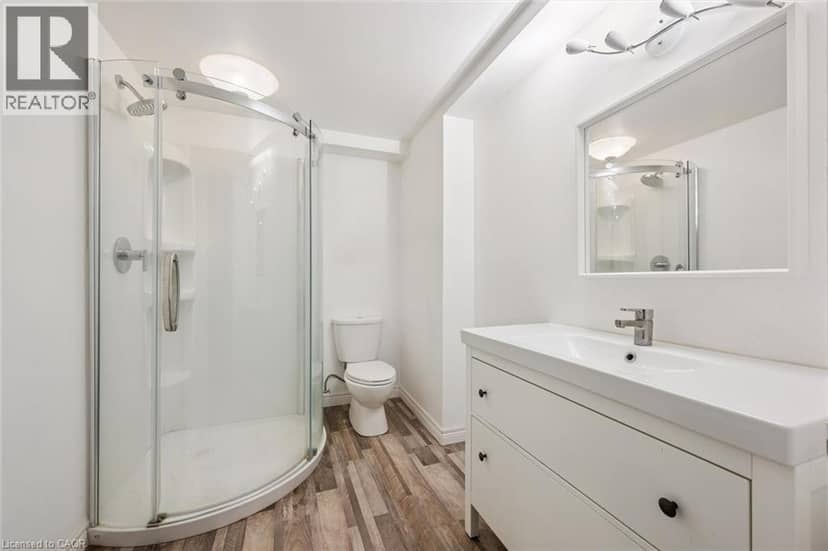 109 DEERBERRY Place — photo 33 of 38