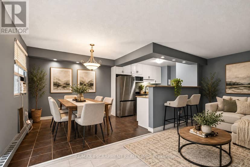 508 - 793 Colborne Street E — photo 14 of 31