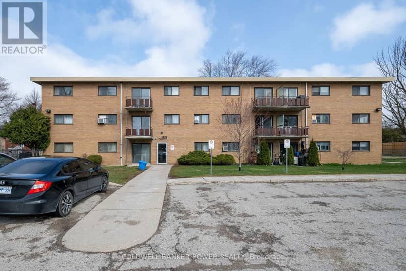 110 - 1830 Dumont Street, London East, photo 2