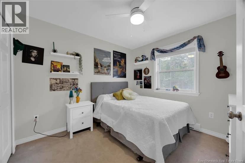 27 Cove Crescent — photo 21 of 40