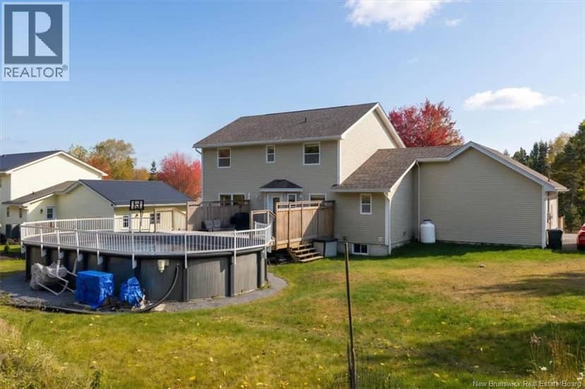 27 Cove Crescent — photo 33 of 40