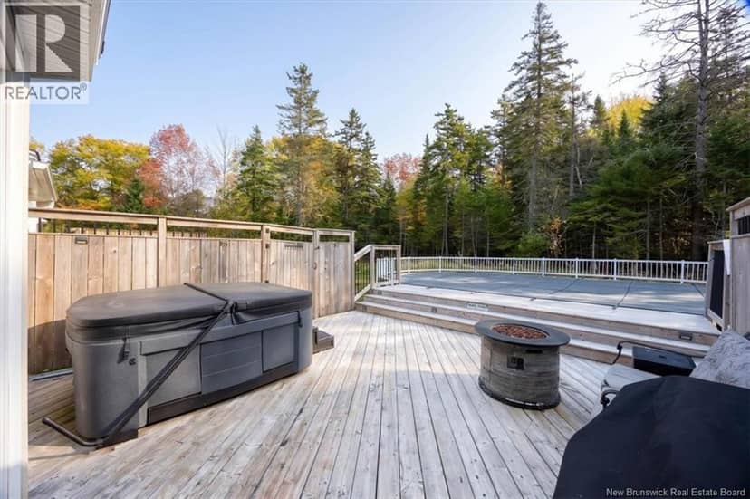 27 Cove Crescent — photo 32 of 40