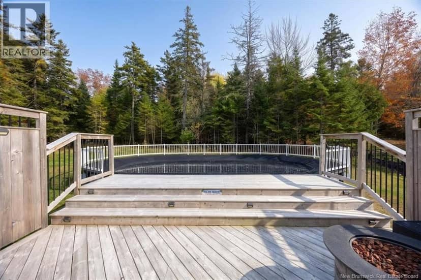 27 Cove Crescent — photo 31 of 40