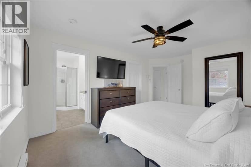 27 Cove Crescent — photo 17 of 40