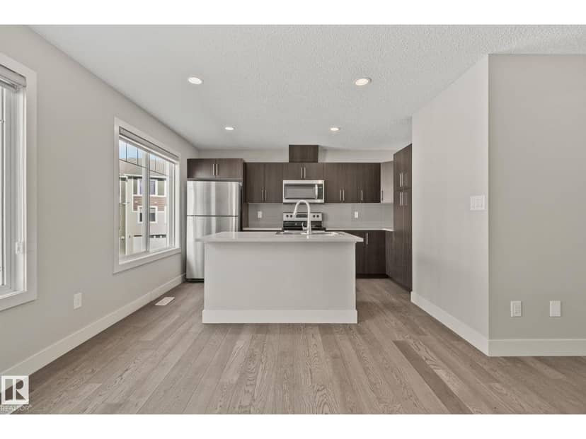 #21 2922 Maple Wy NW — photo 14 of 40