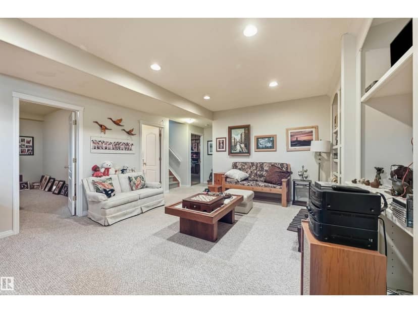 #11 170 Kingswood Bv — photo 28 of 36