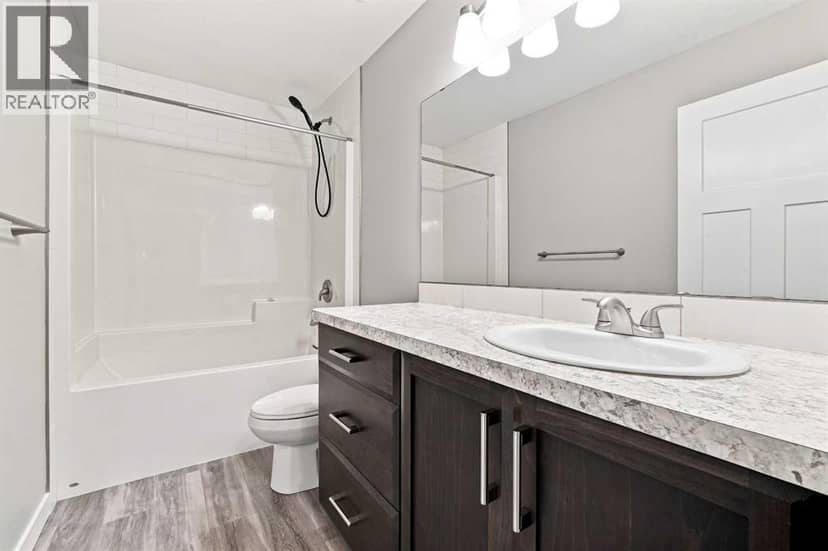 3237 55 Avenue — photo 13 of 31