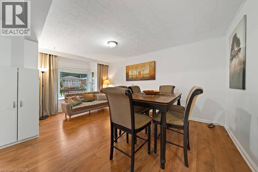 82 WHITNEY Avenue — photo 9 of 28
