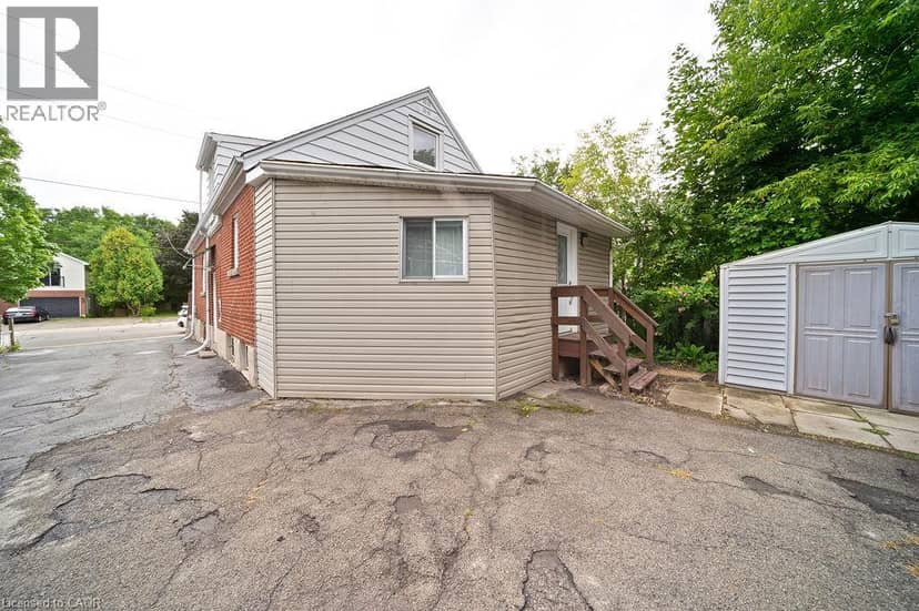 82 WHITNEY Avenue — photo 26 of 28