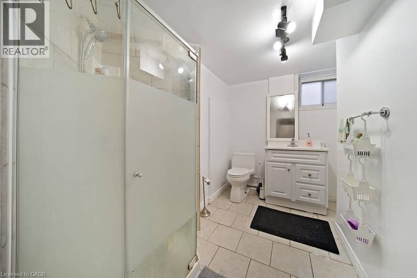 82 WHITNEY Avenue — photo 17 of 28