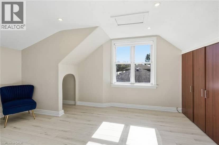 346 HAWKRIDGE Avenue — photo 33 of 40