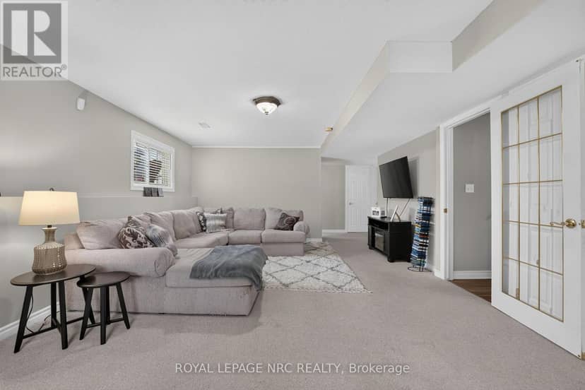 3584 Carver Street — photo 22 of 39