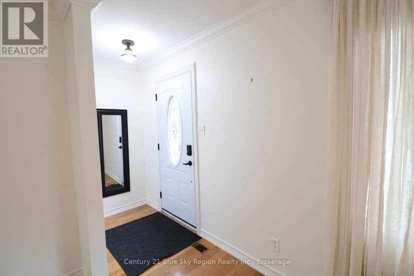 107 Strathcona Drive, North Bay, photo 5