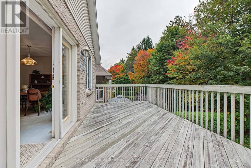 35 Janey Avenue — photo 13 of 40