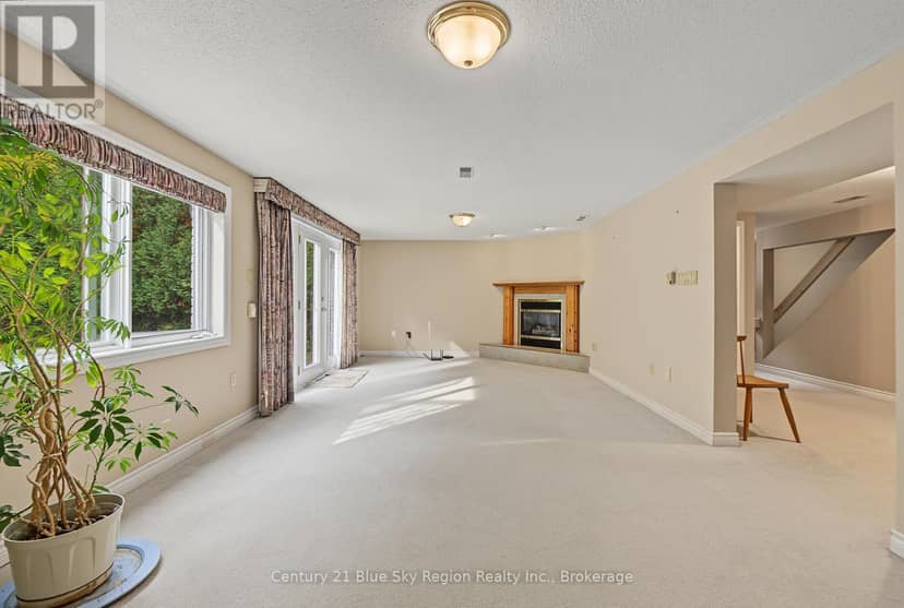 35 Janey Avenue — photo 33 of 40