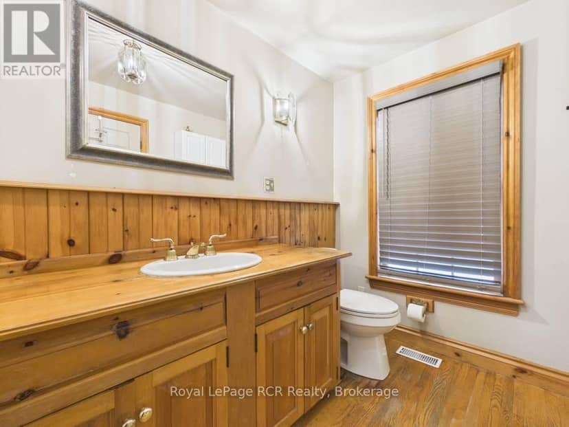 418 Goderich Street — photo 12 of 34