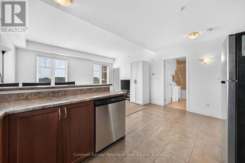 311 - 2 Colonial Drive — photo 20 of 40