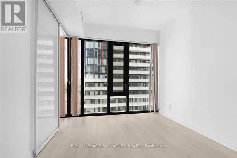 1805 - 161 Roehampton Avenue — photo 17 of 32