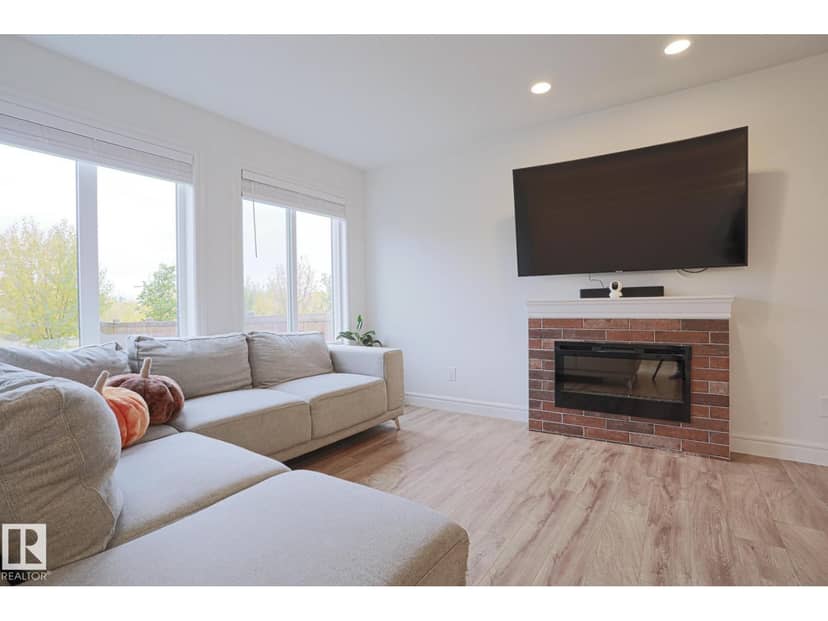 3833 Robins Cr NW, Edmonton, photo 4