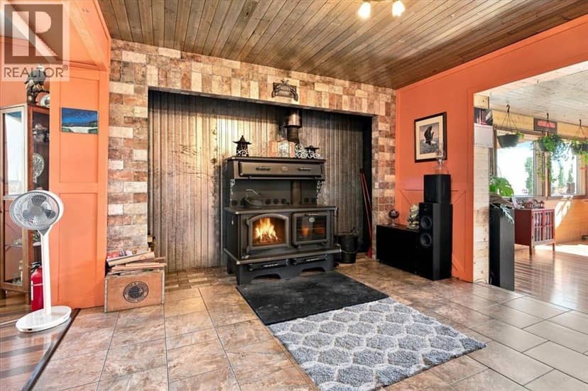 44031 RD 730 Township — photo 24 of 40