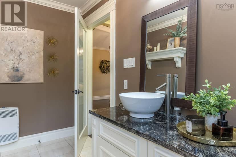 1563 Sarah Drive — photo 28 of 40