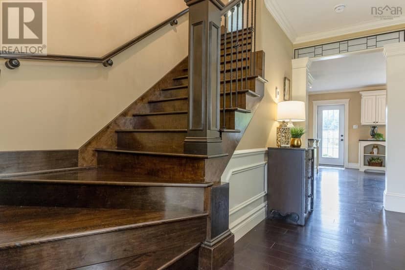 1563 Sarah Drive — photo 22 of 40