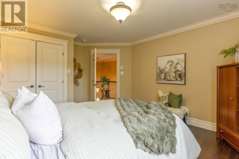1563 Sarah Drive — photo 38 of 40
