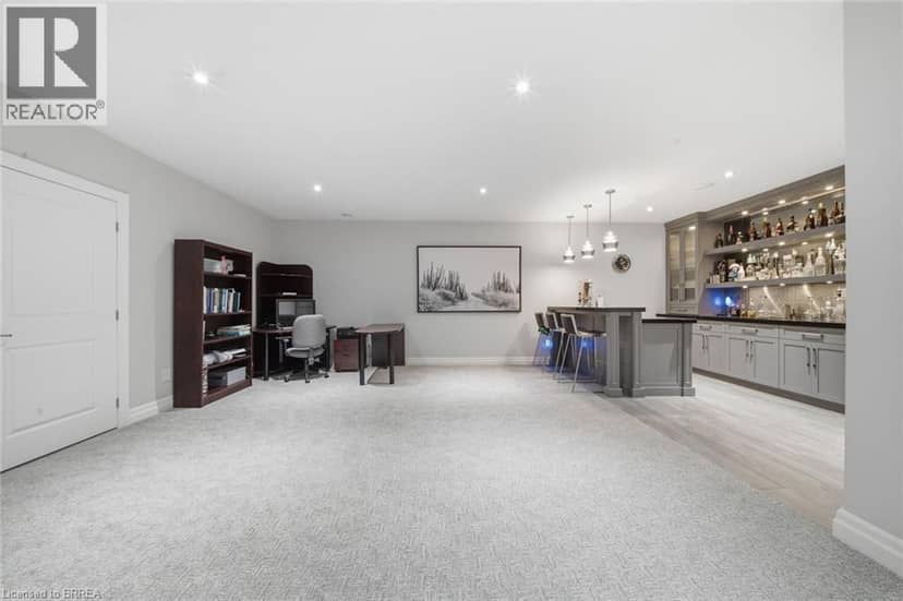14 ELLINGTON Place — photo 31 of 40