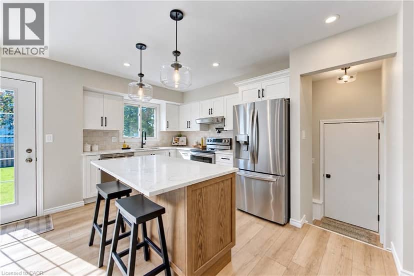 23 JACOB Street W — photo 15 of 40
