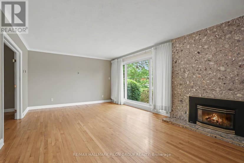 675 Borthwick Avenue, Ottawa, photo 4